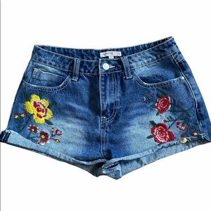 Blu Pepper Vintage Embroidered Denim Shorts